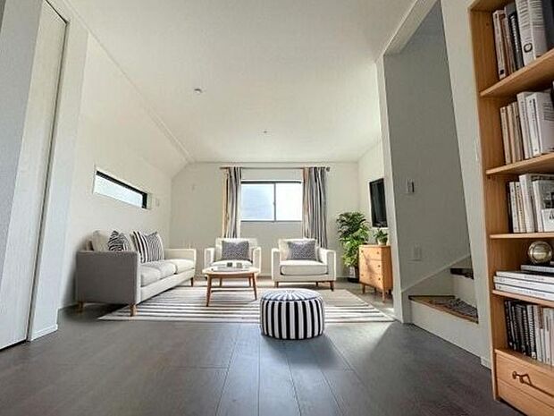 本画像はCGで作成しており、実際に現地に家具は置かれておりません。また、価格に家具は含まれておりません。