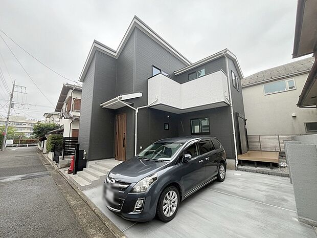 建物が完成しましたので室内のご見学予約スタート。当日のご見学予約も大歓迎です。お気軽にご連絡ください。エステート白馬国分寺店は火曜水曜も営業しております。