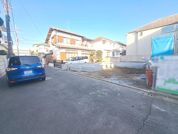 現在建物を建築中です、建築中の物件については現地確認の他、同施工会社の完成施工例のご案内、担当者のプレゼンテーションにてご検討ください。適切なご検討の方法をご説明させて頂きます。