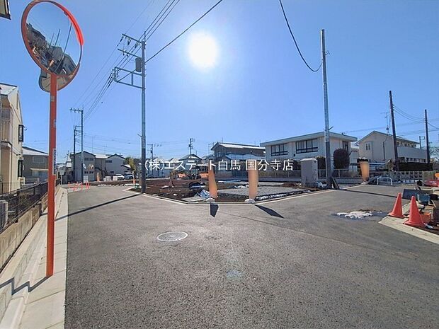 現地のご見学予約もスタートしました。周辺で売りに出ている物件も沢山御座います。まとめてご見学ができますのでお気軽にお申しつけください。 