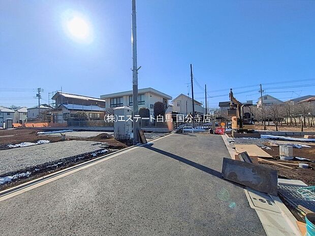 周辺は住宅が建ち並ぶ閑静な住宅街です。 