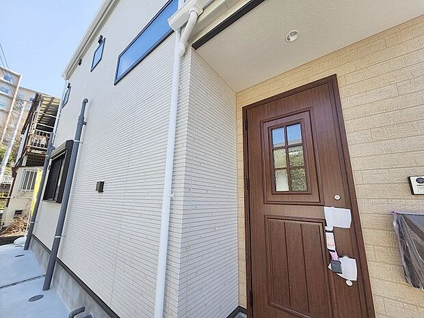 現地のご見学予約もスタートしました。周辺で売りに出ている物件も沢山御座います。まとめてご見学ができますのでお気軽にお申しつけください。