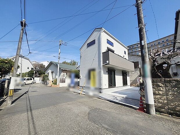 安心して暮らすことのできる住宅街。 住宅地の道路は一般に交通量が少なく車などの騒音が少ないため、住民にとって静かな生活環境が提供されます。