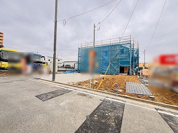 周辺のエリアで他にも沢山売りに出ている物件があります。インターネット掲載前の情報などもありますのでお気軽にお問合せください。まとめてご見学できます。 