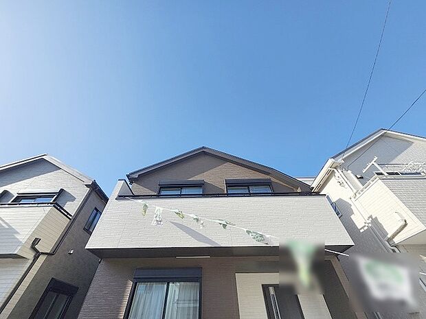 澄み渡る空と穏やかな日々が続く静けさ