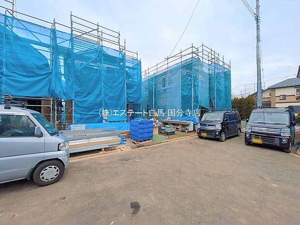 安心して暮らすことのできる住宅街。 住宅地の道路は一般に交通量が少なく車などの騒音が少ないため、住民にとって静かな生活環境が提供されます。