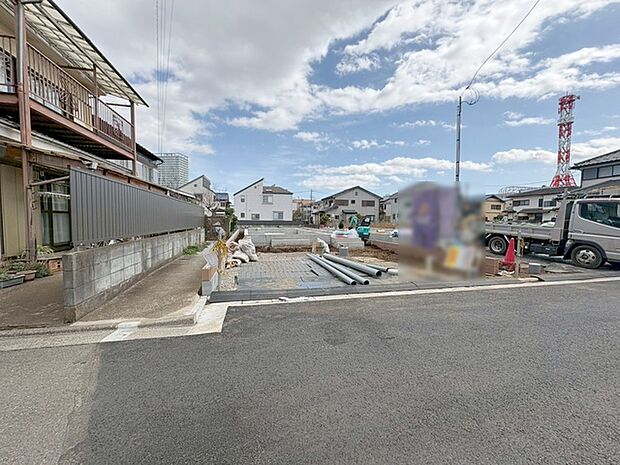 現在建物を建築中です、建築中の物件については現地確認の他、同施工会社の完成施工例のご案内、担当者のプレゼンテーションにてご検討ください。適切なご検討の方法をご説明させて頂きます。 