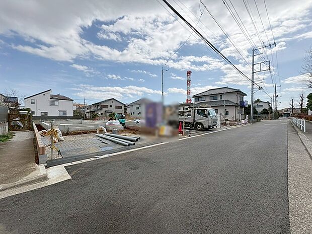 周辺のエリアで他にも沢山売りに出ている物件があります。インターネット掲載前の情報などもありますのでお気軽にお問合せください。まとめてご見学できます。 