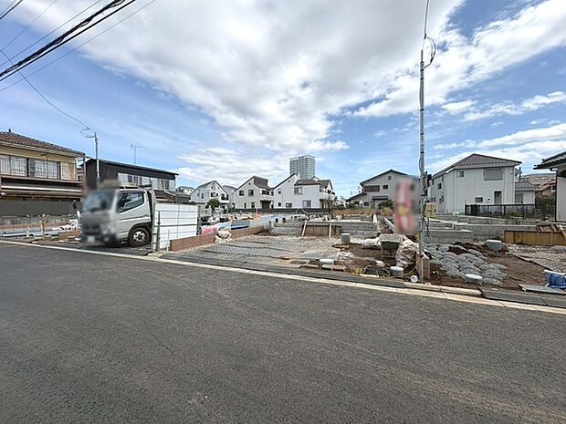 現地のご見学予約もスタートしました。周辺で売りに出ている物件も沢山御座います。まとめてご見学ができますのでお気軽にお申しつけください。