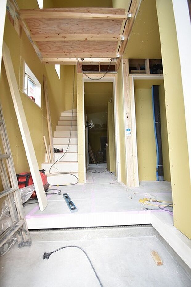 現地のご見学予約もスタートしました。周辺で売りに出ている物件も沢山御座います。まとめてご見学ができますのでお気軽にお申しつけください。 