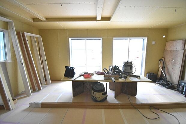 建物のモデルハウスのご見学予約もスタートしました。当日のご見学予約も大歓迎ですので、お気軽にお問合せください。