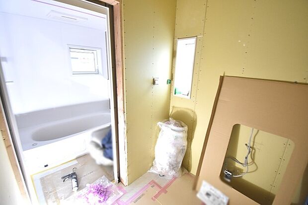 周辺のエリアで他にも沢山売りに出ている物件があります。インターネット掲載前の情報などもありますのでお気軽にお問合せください。まとめてご見学できます。 