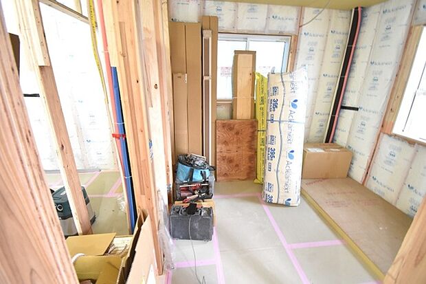 周辺のエリアで他にも沢山売りに出ている物件があります。インターネット掲載前の情報などもありますのでお気軽にお問合せください。まとめてご見学できます。