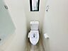 トイレ：トイレにはウォシュレット機能を標準装備。 