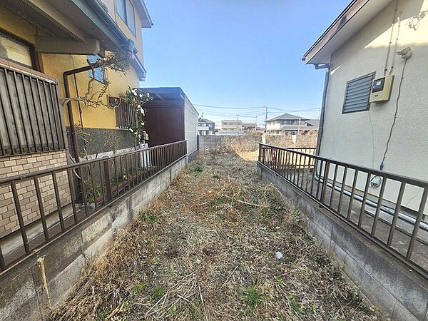 周辺のエリアで他にも沢山売りに出ている物件があります。インターネット掲載前の情報などもありますのでお気軽にお問合せください。まとめてご見学できます。