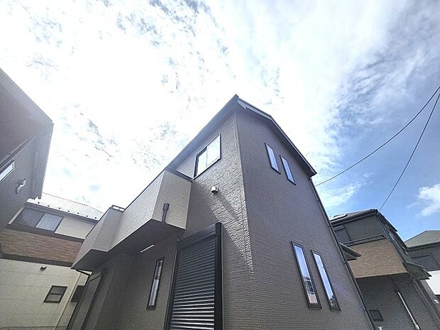 現地のご見学予約もスタートしました。周辺で売りに出ている物件も沢山御座います。まとめてご見学ができますのでお気軽にお申しつけください。