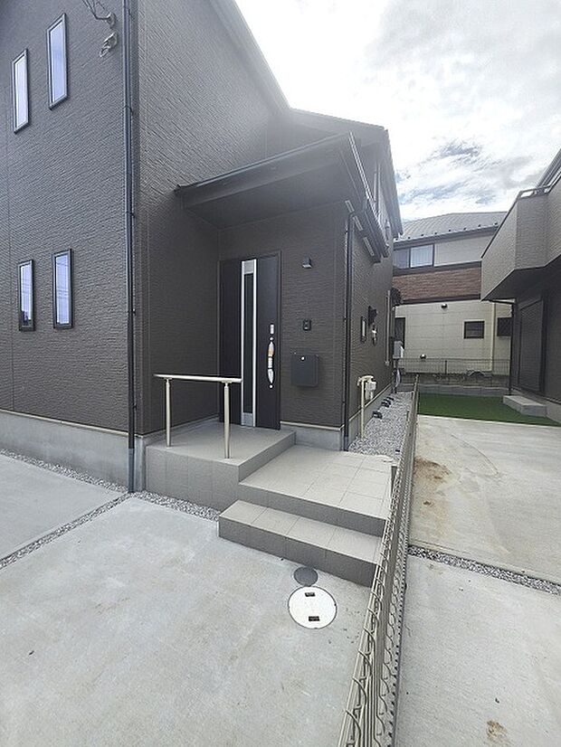 現地のご見学予約もスタートしました。周辺で売りに出ている物件も沢山御座います。まとめてご見学ができますのでお気軽にお申しつけください。 