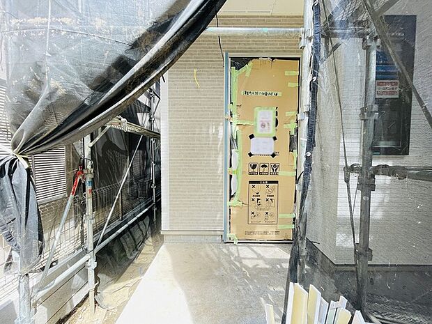 周辺のエリアで他にも沢山売りに出ている物件があります。インターネット掲載前の情報などもありますのでお気軽にお問合せください。まとめてご見学できます。 