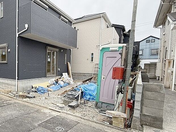 周辺のエリアで他にも沢山売りに出ている物件があります。インターネット掲載前の情報などもありますのでお気軽にお問合せください。まとめてご見学できます。