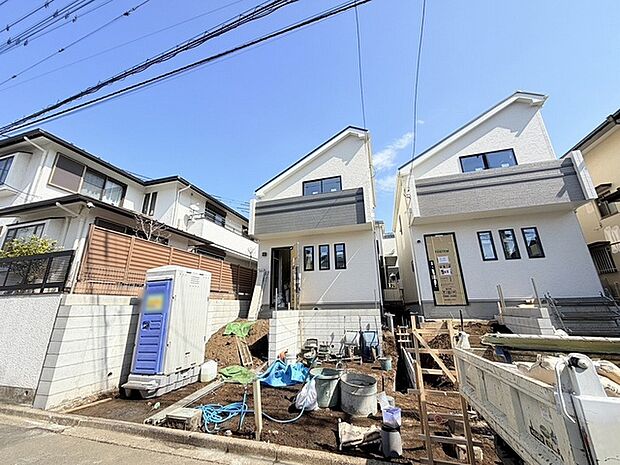 現地のご見学予約もスタートしました。周辺で売りに出ている物件も沢山御座います。まとめてご見学ができますのでお気軽にお申しつけください。