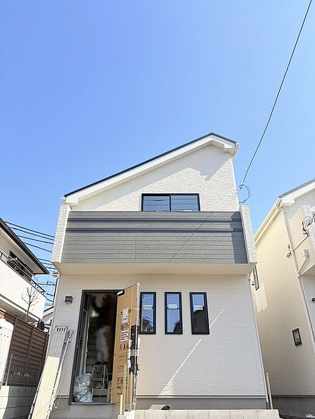 現地のご見学予約もスタートしました。周辺で売りに出ている物件も沢山御座います。まとめてご見学ができますのでお気軽にお申しつけください。