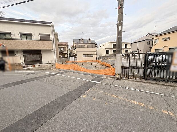 周辺のエリアで他にも沢山売りに出ている物件があります。インターネット掲載前の情報などもありますのでお気軽にお問合せください。まとめてご見学できます。