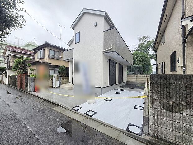 建物が完成しましたので室内のご見学予約スタート。当日のご見学予約も大歓迎です。お気軽にご連絡ください。エステート白馬国分寺店は火曜水曜も営業しております。