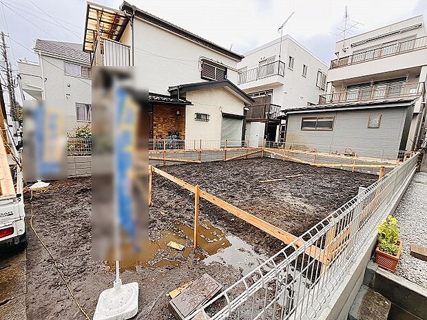 現在建物を建築中です、建築中の物件については現地確認の他、同施工会社の完成施工例のご案内、担当者のプレゼンテーションにてご検討ください。適切なご検討の方法をご説明させて頂きます。