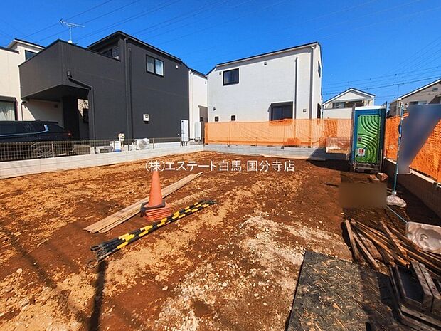 現地のご見学予約もスタートしました。周辺で売りに出ている物件も沢山御座います。まとめてご見学ができますのでお気軽にお申しつけください。