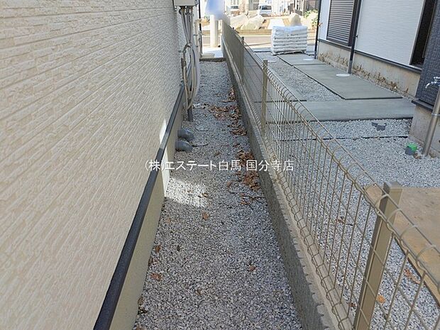 周辺のエリアで他にも沢山売りに出ている物件があります。インターネット掲載前の情報などもありますのでお気軽にお問合せください。まとめてご見学できます。