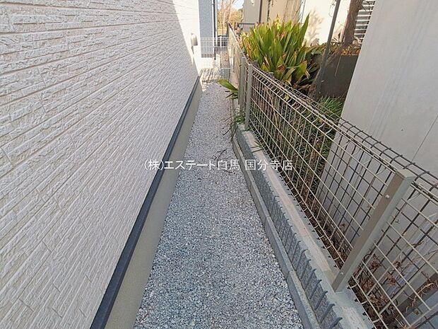 現地のご見学予約もスタートしました。周辺で売りに出ている物件も沢山御座います。まとめてご見学ができますのでお気軽にお申しつけください。