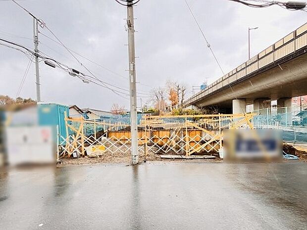 現地のご見学予約もスタートしました。周辺で売りに出ている物件も沢山御座います。まとめてご見学ができますのでお気軽にお申しつけください。