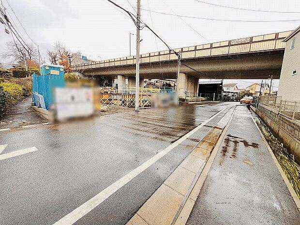 周辺のエリアで他にも沢山売りに出ている物件があります。インターネット掲載前の情報などもありますのでお気軽にお問合せください。まとめてご見学できます。