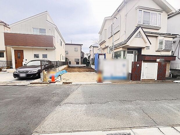 現地のご見学予約もスタートしました。周辺で売りに出ている物件も沢山御座います。まとめてご見学ができますのでお気軽にお申しつけください。