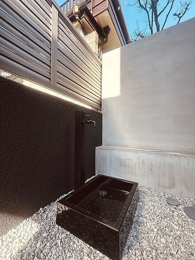 周辺のエリアで他にも沢山売りに出ている物件があります。インターネット掲載前の情報などもありますのでお気軽にお問合せください。まとめてご見学できます。 