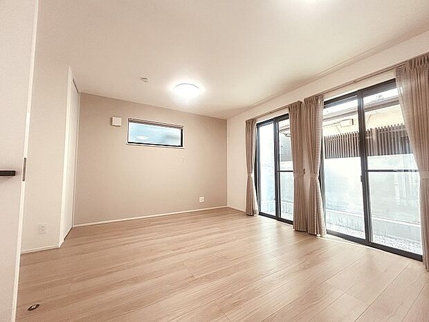 周辺のエリアで他にも沢山売りに出ている物件があります。インターネット掲載前の情報などもありますのでお気軽にお問合せください。まとめてご見学できます。