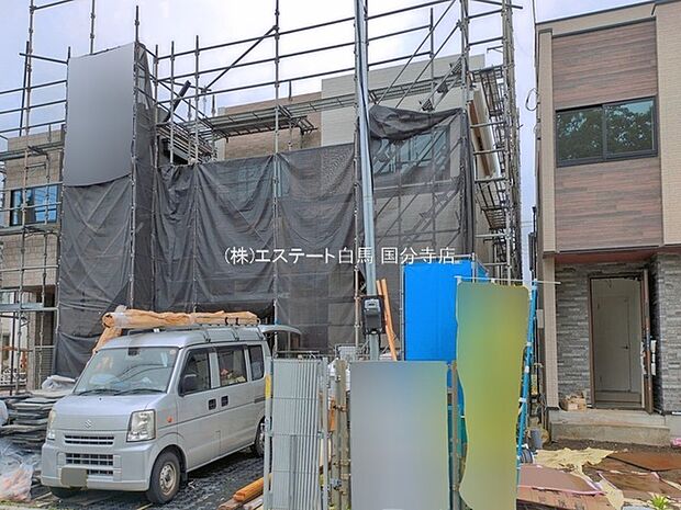 現在建物を建築中です、建築中の物件については現地確認の他、同施工会社の完成施工例のご案内、担当者のプレゼンテーションにてご検討ください。適切なご検討の方法をご説明させて頂きます。