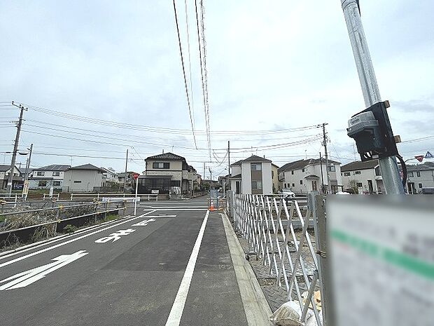 個々の優先事項や好みに基づいて考慮することが重要、 様々なライフスタイル、自分や家族にとってマッチする街並みを選ぶことが大切です。