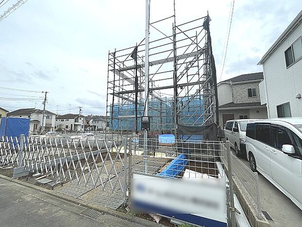 周辺のエリアで他にも沢山売りに出ている物件があります。インターネット掲載前の情報などもありますのでお気軽にお問合せください。まとめてご見学できます。