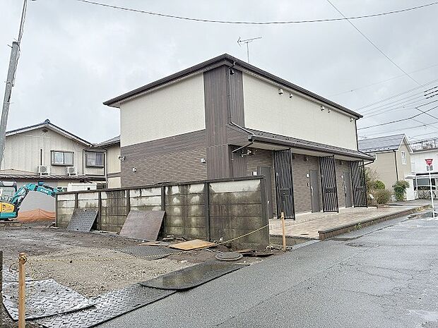 現地のご見学予約もスタートしました。周辺で売りに出ている物件も沢山御座います。まとめてご見学ができますのでお気軽にお申しつけください。