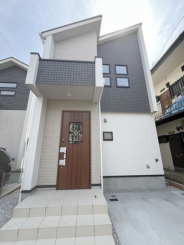 建物が完成しましたので室内のご見学予約スタート。当日のご見学予約も大歓迎です。お気軽にご連絡ください。他にもインターネットに掲載していない情報も沢山ありますので、比較で併せてご見学ができます。