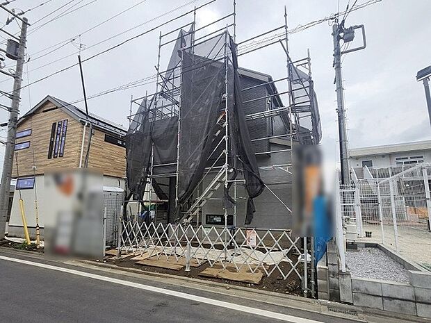 周辺のエリアで他にも沢山売りに出ている物件があります。インターネット掲載前の情報などもありますのでお気軽にお問合せください。まとめてご見学できます。 