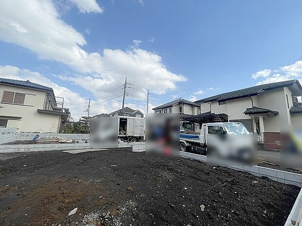 周辺のエリアで他にも沢山売りに出ている物件があります。インターネット掲載前の情報などもありますのでお気軽にお問合せください。まとめてご見学できます。 