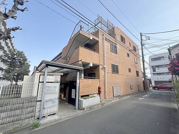 周辺のエリアで他にも沢山売りに出ている物件があります。インターネット掲載前の情報などもありますのでお気軽にお問合せください。まとめてご見学できます。