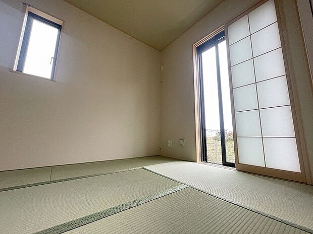 和室がある間取り。畳の香りとともにどこか落ち着く空間です。