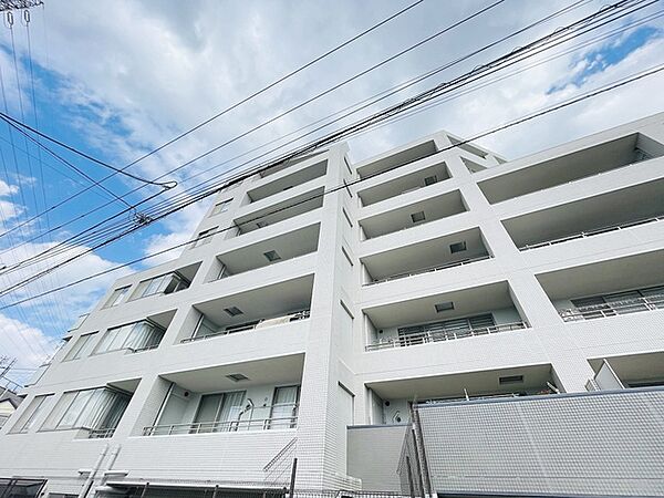 現地のご見学予約もスタートしました。周辺で売りに出ている物件も沢山御座います。まとめてご見学ができますのでお気軽にお申しつけください。