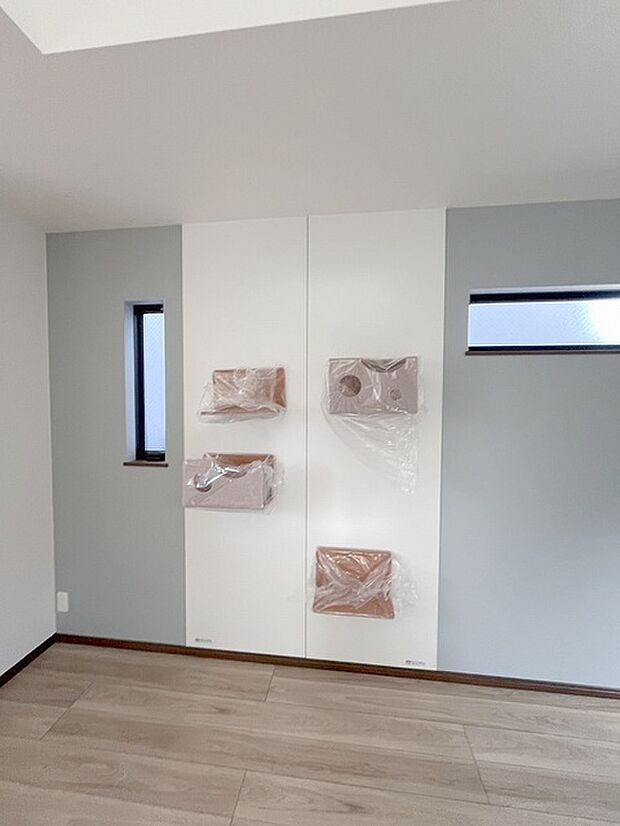 家族みんなが集まるリビング。広さを重視した家族全員が集まれるリビングは、住む上で大事な空間になります。