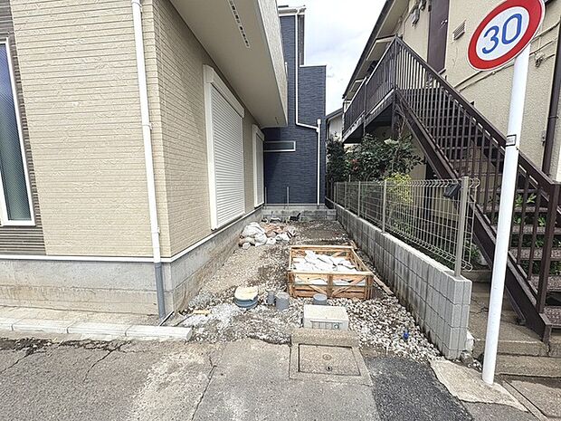 現地のご見学予約もスタートしました。周辺で売りに出ている物件も沢山御座います。まとめてご見学ができますのでお気軽にお申しつけください。