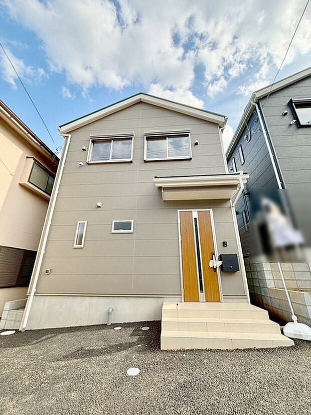 建物が完成しましたので室内のご見学予約スタート。当日のご見学予約も大歓迎です。お気軽にご連絡ください。他にもインターネットに掲載していない情報も沢山ありますので、比較で併せてご見学ができます。 