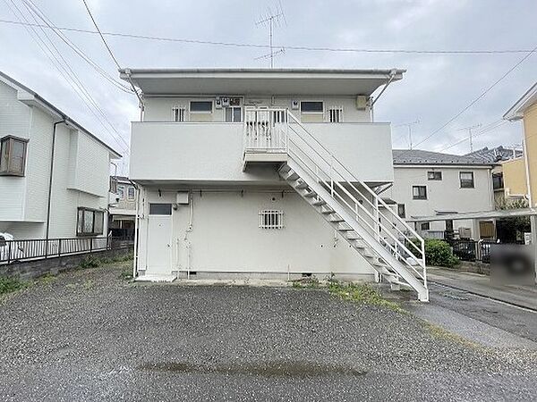周辺のエリアで他にも沢山売りに出ている物件があります。インターネット掲載前の情報などもありますのでお気軽にお問合せください。まとめてご見学できます。